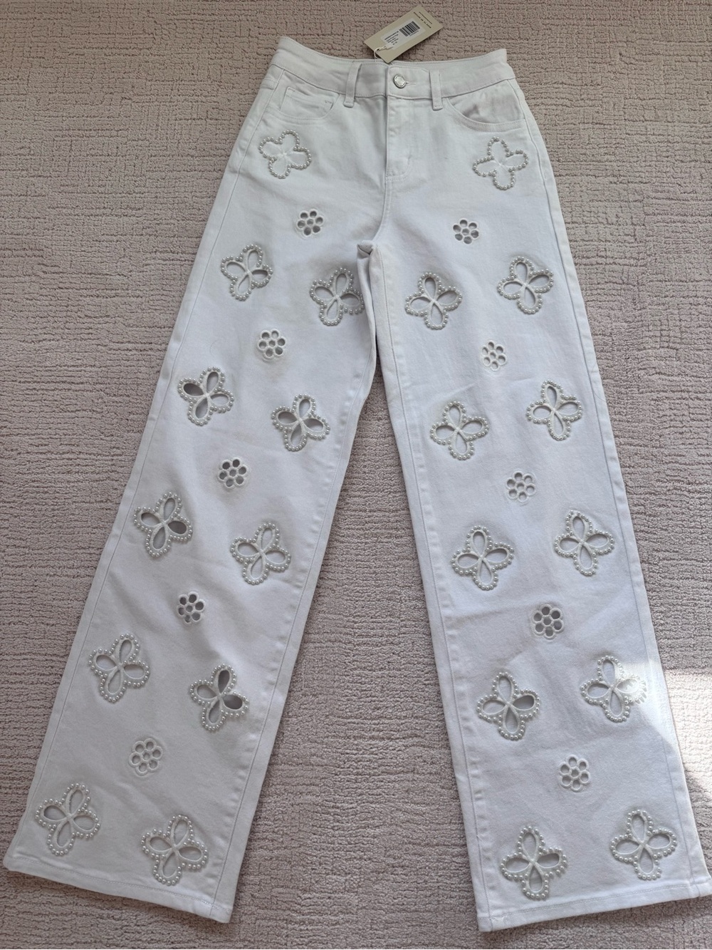 Noli shop Kaia jeans white size 26 NWT